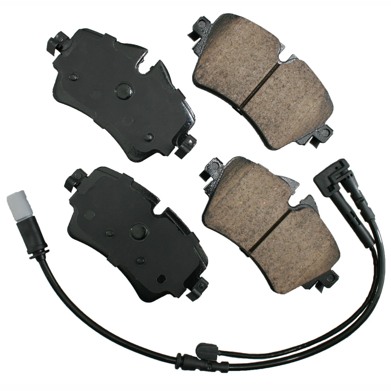 Akebono EUR1801 - Disc Brake Pad Akebono EUR1801 Disc Brake Pad product image 1 of 1