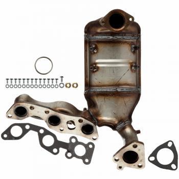 2002 Mercury Villager Exhaust Manifold with Integrated Catalytic Converter