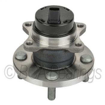 2004 Toyota MR2 Spyder Wheel Bearing and Hub Assembly