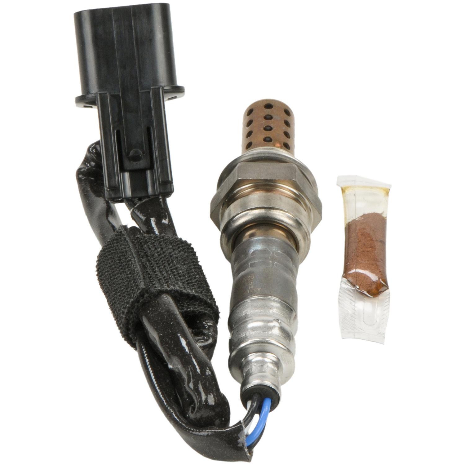 Bosch 15792 - Oxygen Sensor Bosch 15792 Oxygen Sensor product image 1 of 4