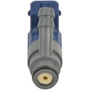 2000 Volkswagen Jetta Fuel Injector Bosch 62677 image 1 of 4