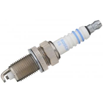 1993 Honda Civic Spark Plug Bosch 7526 image 2 of 3