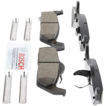 2007 Lincoln Mark LT Disc Brake Pad Rear Bosch BC1012 image 3 of 4