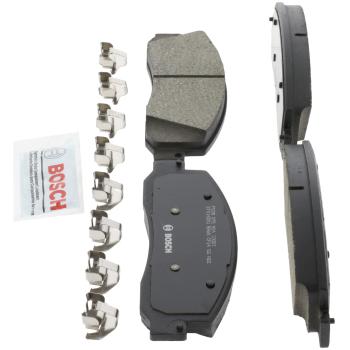 2009 Ford F-250 Super Duty Disc Brake Pad Front Bosch BC1069 image 3 of 4