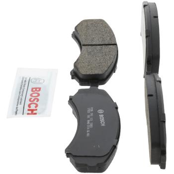 2006 Mitsubishi Montero Disc Brake Pad Front Bosch BC550 image 3 of 4