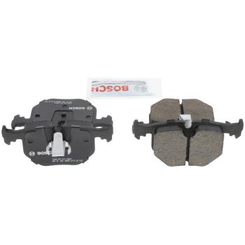 2005 Land Rover Range Rover Disc Brake Pad Rear Bosch BC683 image 1 of 4