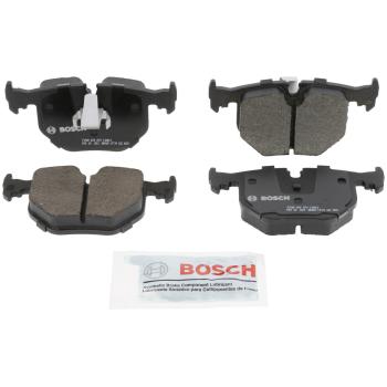 2005 Land Rover Range Rover Disc Brake Pad Rear Bosch BC683 image 2 of 4
