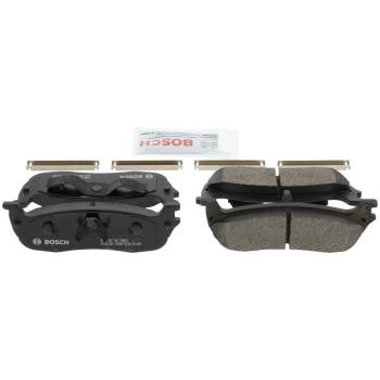 1998 Lincoln Navigator Disc Brake Pad Rear Bosch BC711 image 1 of 4
