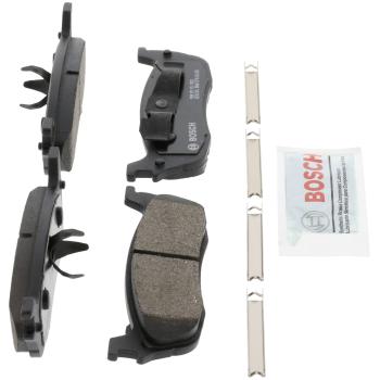 1998 Lincoln Navigator Disc Brake Pad Rear Bosch BC711 image 4 of 4