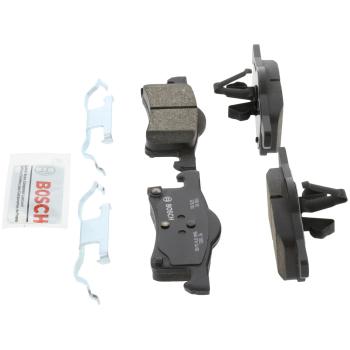 2005 Lincoln Navigator Disc Brake Pad Rear Bosch BC935 image 3 of 4