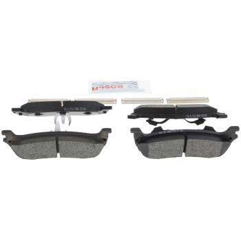 1998 Lincoln Navigator Disc Brake Pad Rear Bosch BE711H image 3 of 4