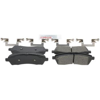 2000 Ford Excursion Disc Brake Pad Rear Bosch BE757H image 3 of 4