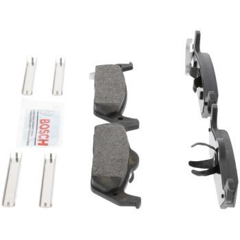 2007 Lincoln Mark LT Disc Brake Pad Rear Bosch BP1012 image 3 of 4