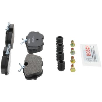 2001 Land Rover Range Rover Disc Brake Pad Rear Bosch BP493 image 4 of 4