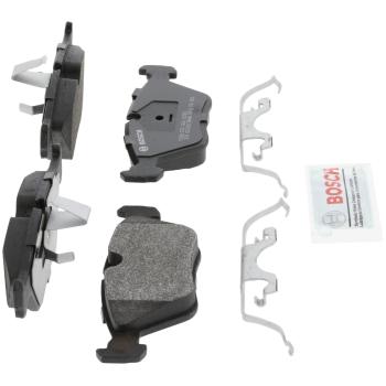 1997 BMW 528i Disc Brake Pad Front Bosch BP725 image 4 of 4