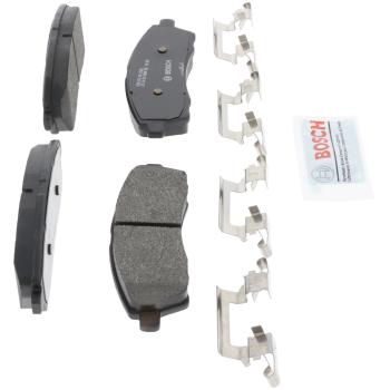 2000 Ford Excursion Disc Brake Pad Rear Bosch BP757 image 4 of 4