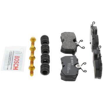 2001 Ford Focus Disc Brake Pad Rear Bosch BP886 image 3 of 4