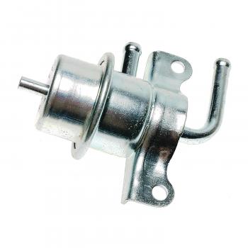 1983 Nissan 200SX Fuel Injection Pressure Regulator BWD 21712 image 2 of 3