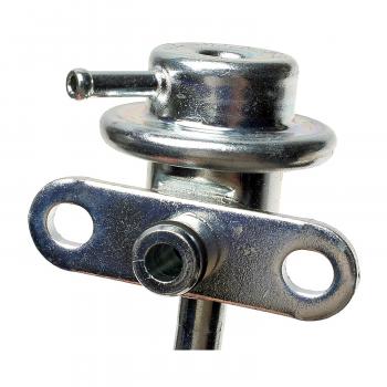 1991 Mazda 626 Fuel Injection Pressure Regulator BWD 21841 image 1 of 3