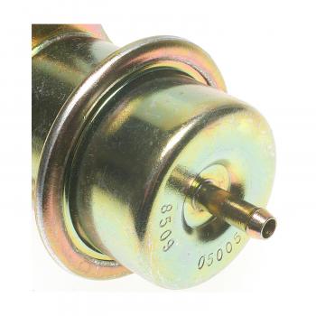 1990 Ford Bronco Fuel Injection Pressure Regulator BWD 21863 image 1 of 4