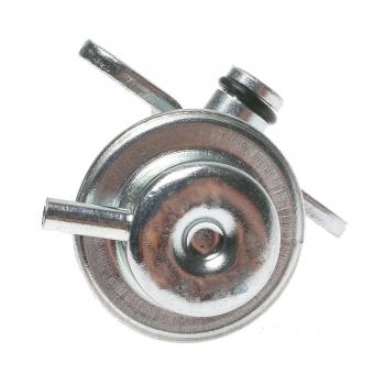 1994 Toyota MR2 Fuel Injection Pressure Regulator BWD 21878 image 1 of 4