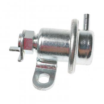 1994 Toyota MR2 Fuel Injection Pressure Regulator BWD 21878 image 2 of 4