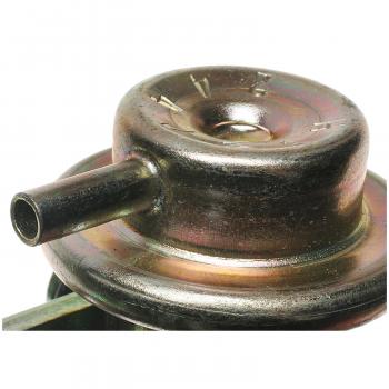 1987 Honda Civic Fuel Injection Pressure Regulator BWD 21891 image 1 of 3