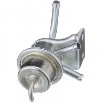 1988 Nissan 200SX Fuel Injection Pressure Regulator BWD 22815 image 4 of 4