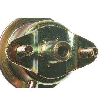 1990 Chrysler TC Maserati Fuel Injection Pressure Regulator BWD 22821 image 3 of 3