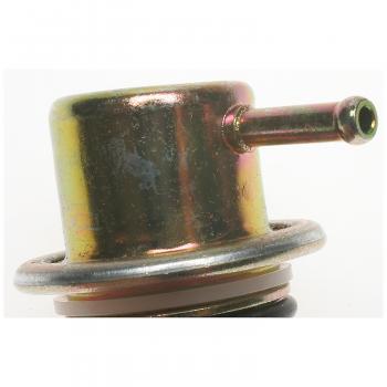 1999 Oldsmobile Intrigue Fuel Injection Pressure Regulator BWD 22855 image 1 of 4