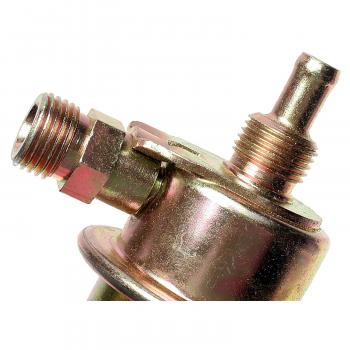 1990 Saab 9000 Fuel Injection Pressure Regulator BWD 22859 image 1 of 3