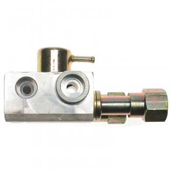 1991 Pontiac Tempest Fuel Injection Pressure Regulator BWD 22871 image 2 of 4
