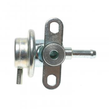 1994 Mitsubishi Expo LRV Fuel Injection Pressure Regulator BWD 23004 image 2 of 3