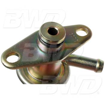 1992 Mitsubishi Galant Fuel Injection Pressure Regulator BWD 23018 image 1 of 3