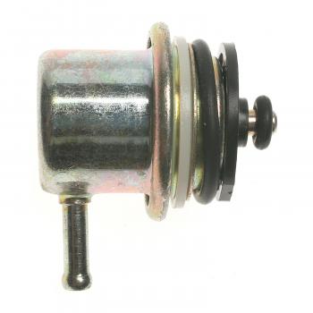 1996 Saturn SC1 Fuel Injection Pressure Regulator BWD 23044 image 2 of 4