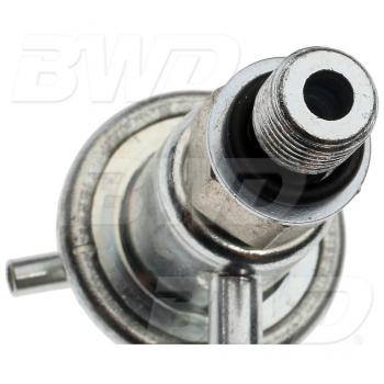 1996 Acura RL Fuel Injection Pressure Regulator BWD 23047 image 1 of 3