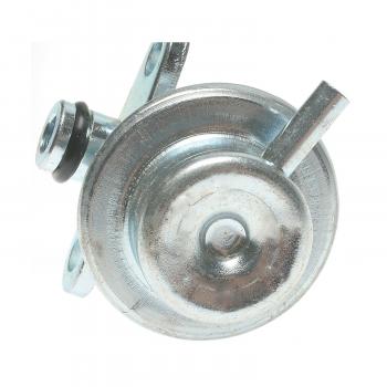 1998 Isuzu Trooper Fuel Injection Pressure Regulator BWD 23061 image 1 of 3