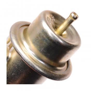 1999 Oldsmobile Alero Fuel Injection Pressure Regulator BWD 24005 image 1 of 4
