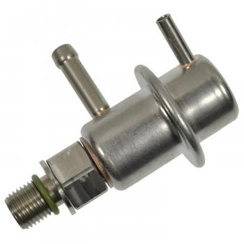 2000 Acura TL Fuel Injection Pressure Regulator BWD 24031 image 2 of 3