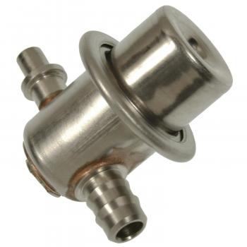 2003 Kia Rio Fuel Injection Pressure Regulator BWD 24047 image 2 of 3