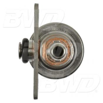 2000 Volvo S70 Fuel Injection Pressure Regulator BWD 24117 image 2 of 3