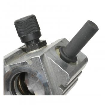1989 Isuzu I-Mark Fuel Injection Pressure Regulator BWD 24193 image 2 of 3