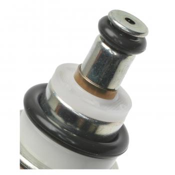2009 Mazda 6 Fuel Injection Pressure Regulator BWD 24199 image 2 of 3