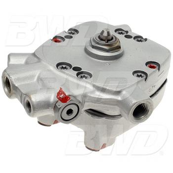 1982 Porsche 924 Fuel Injection Fuel Distributor BWD 26121 image 1 of 4