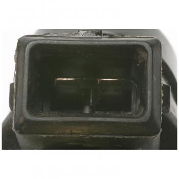1983 Volkswagen Vanagon Fuel Injector BWD 27530 image 2 of 3