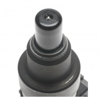 1987 Mitsubishi Galant Fuel Injector BWD 49147 image 1 of 3