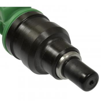 1990 Mitsubishi Van Fuel Injector BWD 57057 image 1 of 3