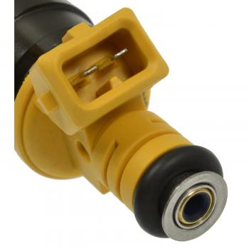 1983 Volvo 242 Fuel Injector BWD 57574 image 3 of 3