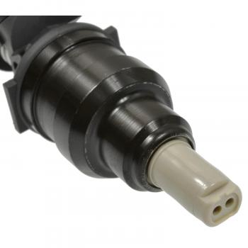 1987 Toyota Celica Fuel Injector BWD 57640 image 1 of 3