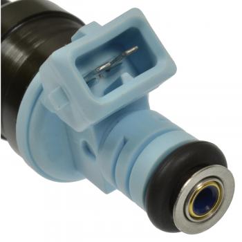 1992 Volkswagen Cabriolet Fuel Injector BWD 57746 image 4 of 4